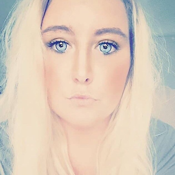 Meet your Posher, Manda - Picture 8 of 8